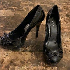 New without tags heels